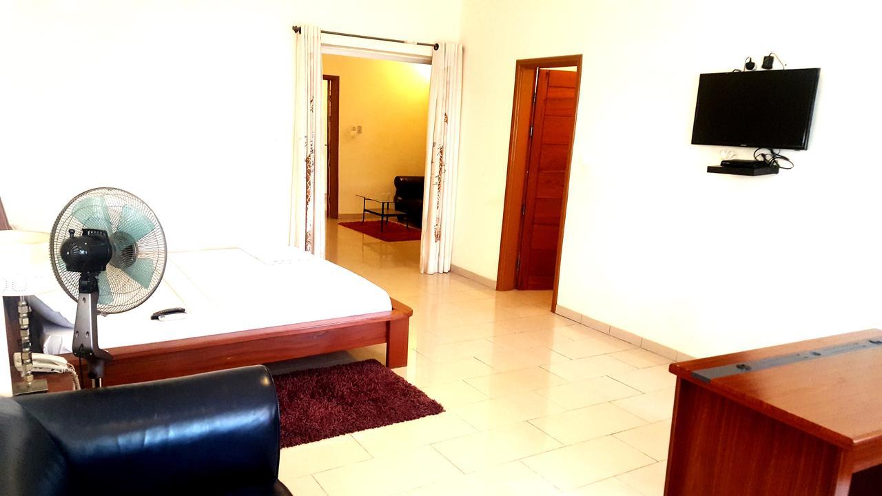 Hotels Residences Easy โกโตนู ภายนอก รูปภาพ