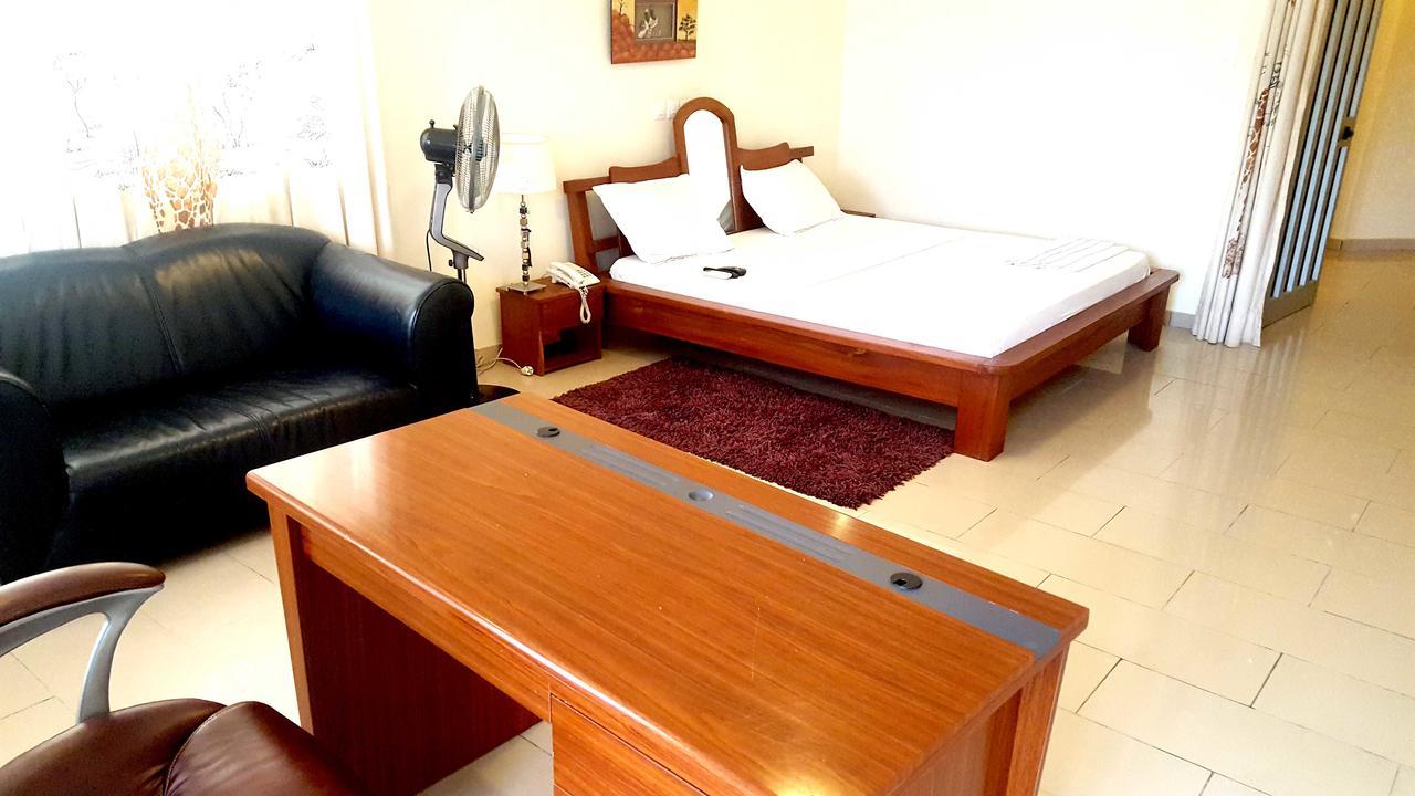 Hotels Residences Easy โกโตนู ภายนอก รูปภาพ