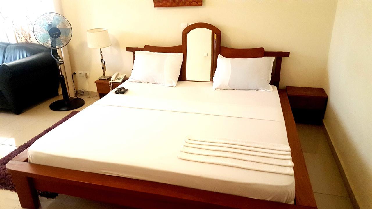 Hotels Residences Easy โกโตนู ภายนอก รูปภาพ