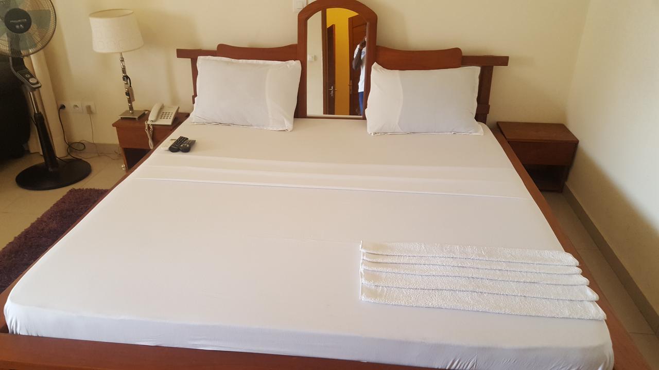 Hotels Residences Easy โกโตนู ภายนอก รูปภาพ